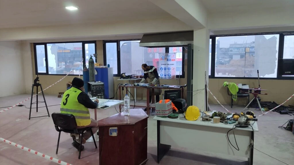 Endüstriyel boru montajcısı mesleki yeterlilik  sınavı